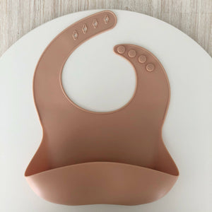 
                  
                    Load image into Gallery viewer, Little Eli - Silicone Bibs - Light Coral
                  
                