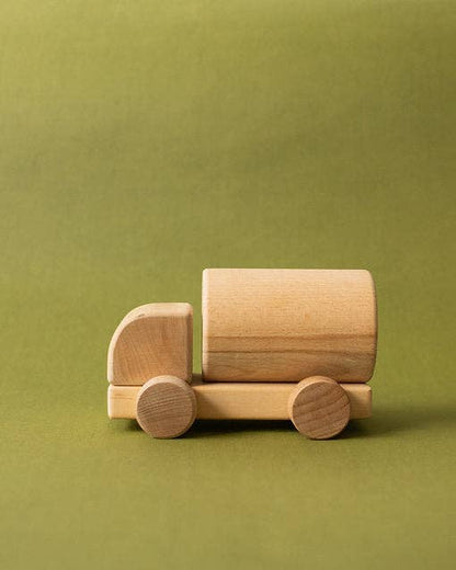 Wooden Gasoline Truck, Unpainted | Liswood