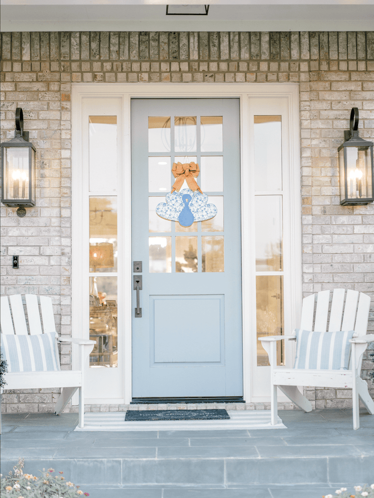 
                  
                    Load image into Gallery viewer, Front Porch Elegance - Chinoiserie Turkey (Blue)- Door Hanger: No Bow- Ribbon Hanger Only
                  
                