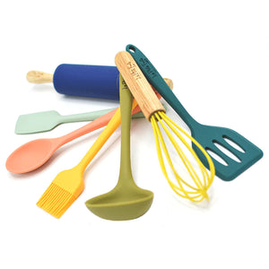 
                  
                    Load image into Gallery viewer, Les P&amp;#39;tits Fouets - Set of 7 Cooking Utensils
                  
                