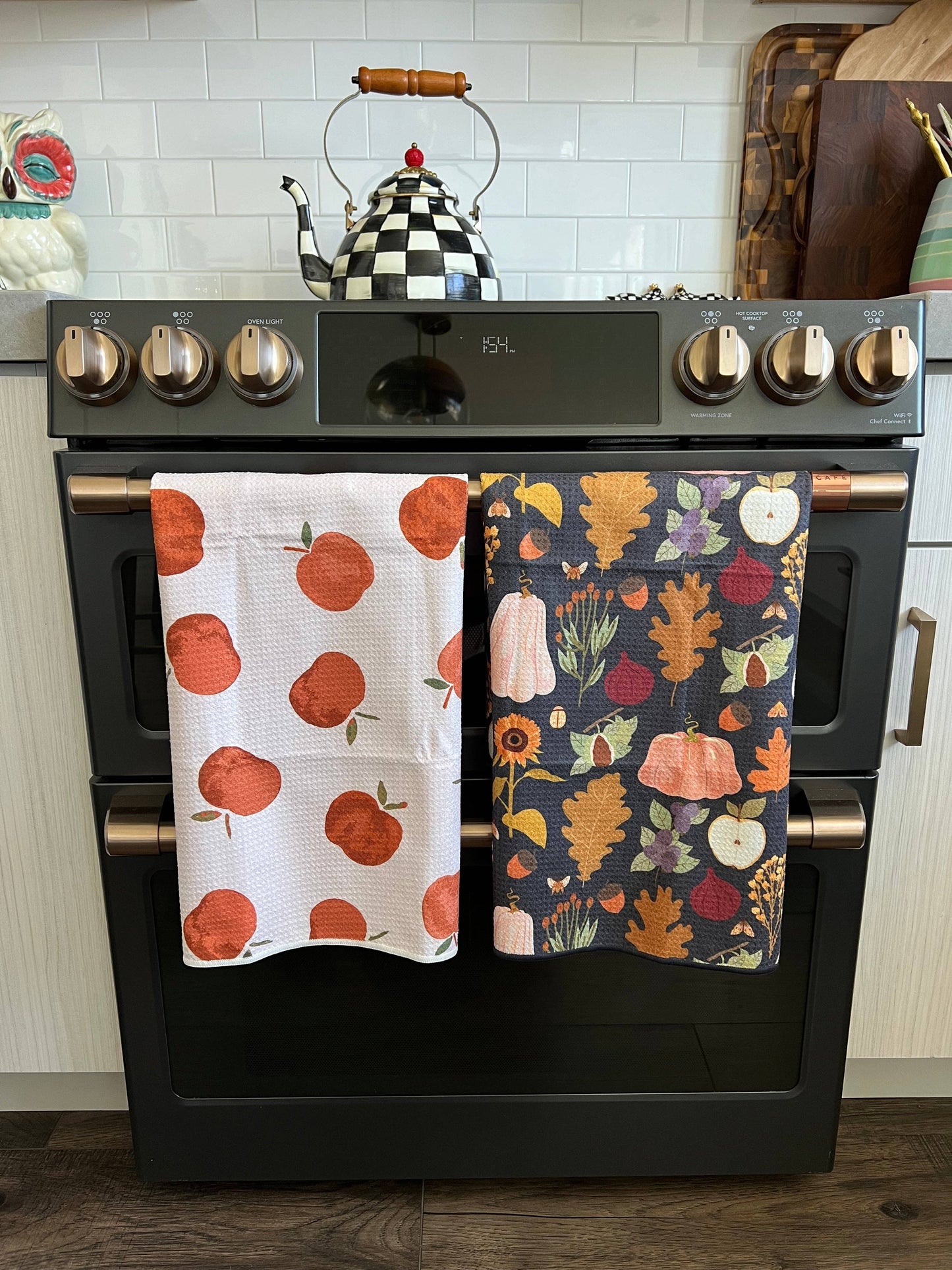 Crae.Home - Johnny: Double-Sided Hand Towel: Cream / Hand Towel (17 in x 27 in)