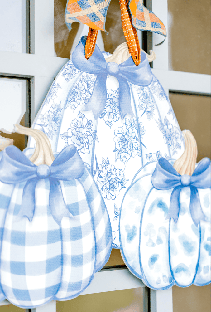 
                  
                    Load image into Gallery viewer, Front Porch Elegance - Pumpkin Trio (Blue)- Door Hanger: No Bow- Ribbon Hanger Only
                  
                