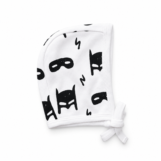 Organic Baby Bonnet | Signature Prints | 0-6 Months / B+W Hero Struck © — studio product view