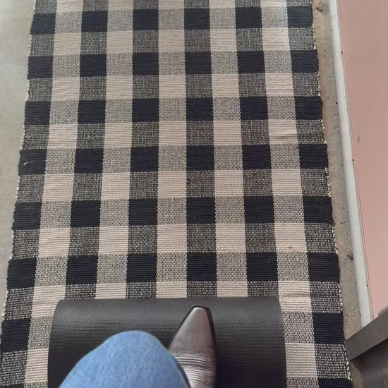 XL Christian Doormat | Give Thanks to the Lord | Coconut Coir product video