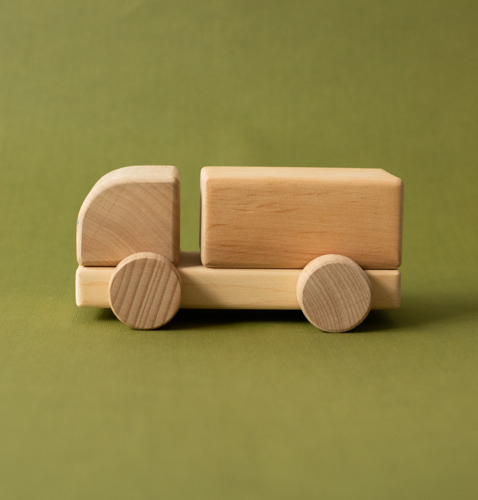 Liswood - Wooden Truck Not Painted