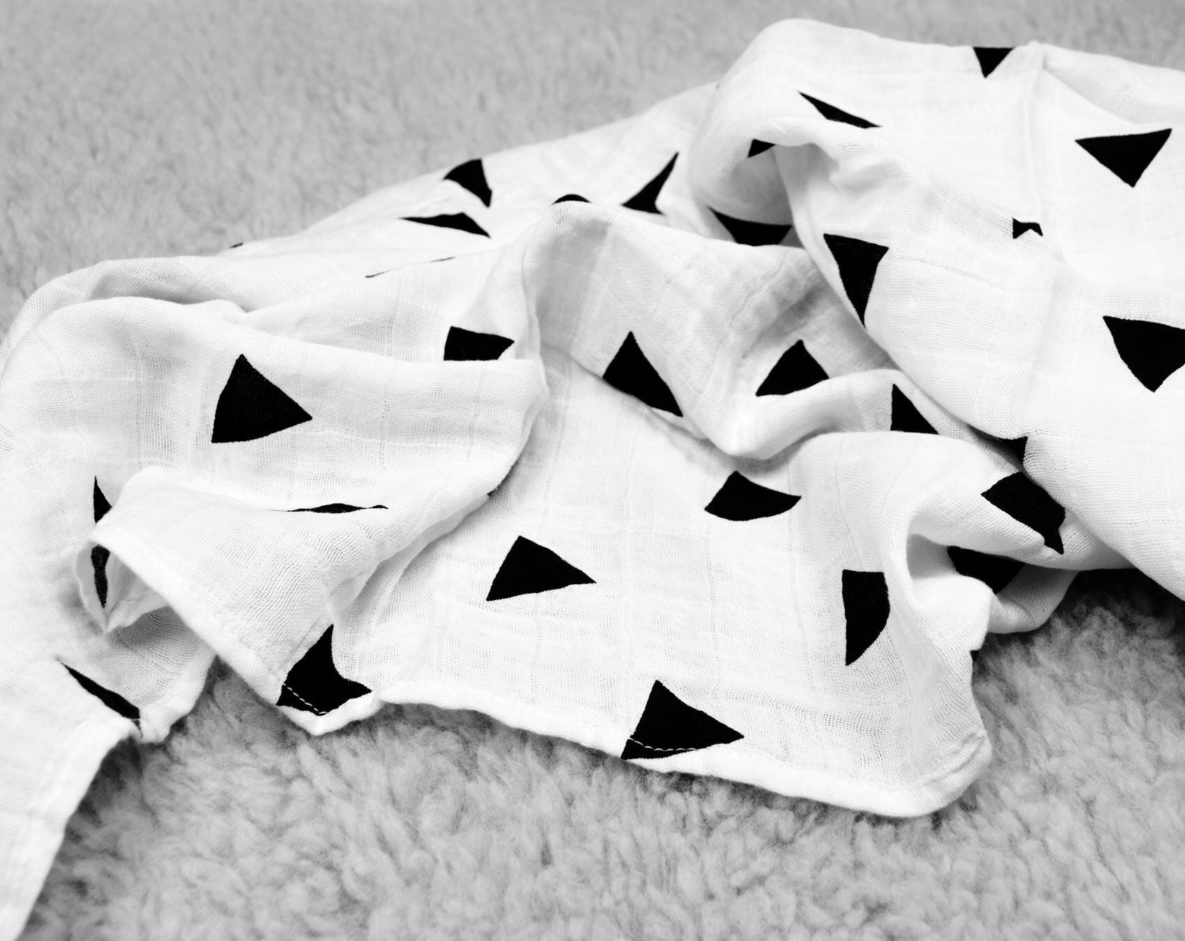 Triangles Organic Swaddle | GOTS Certified Organic Cotton Muslin