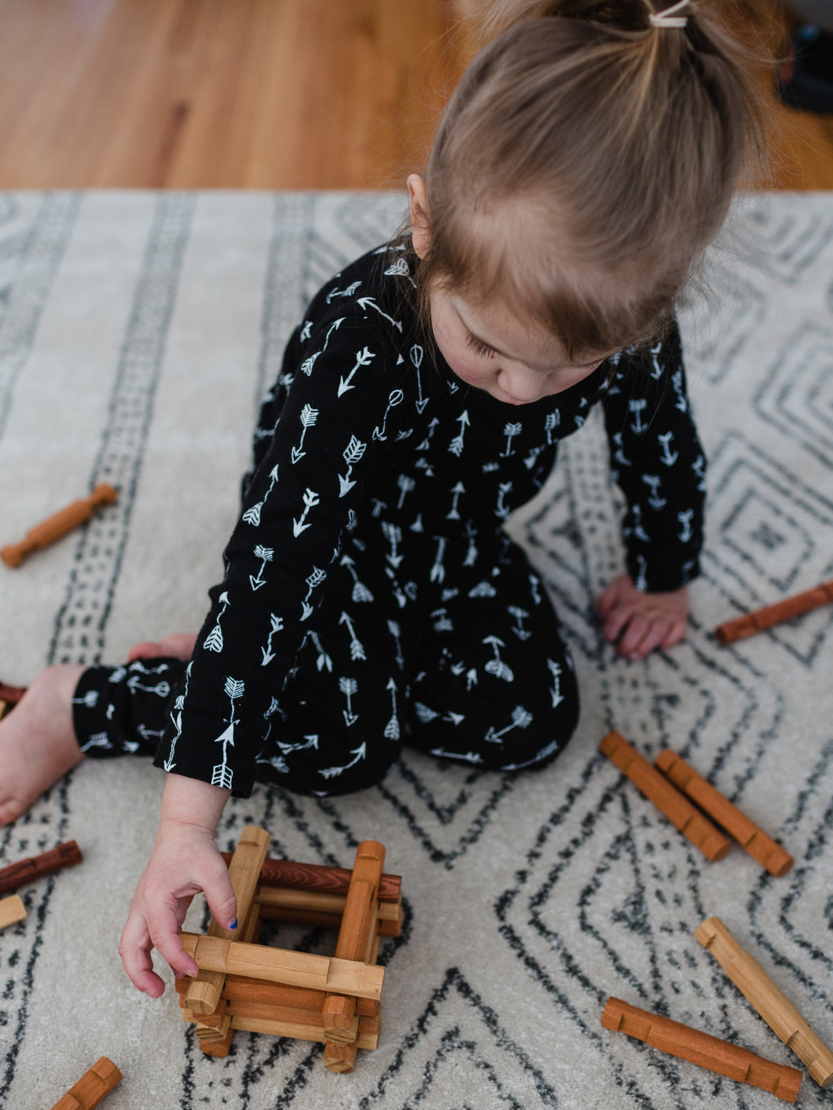 Organic Baby + Kids Pajama Set | White on Black Arrows©