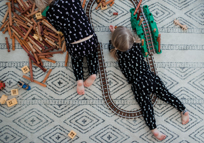 Organic Baby + Kids Pajama Set | White on Black Arrows©