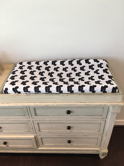 Modern Mouse nursery changing pad cover by Modern Burlap