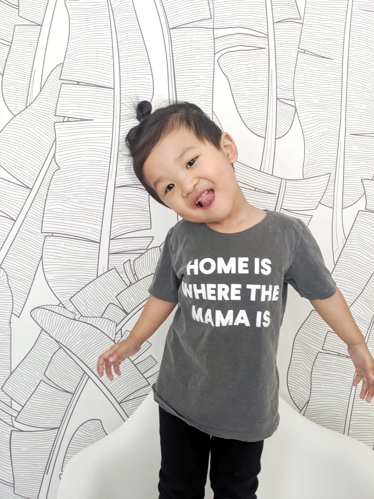 Home is where the mama is Kids Scoop Neck Tee -  Charcoal
