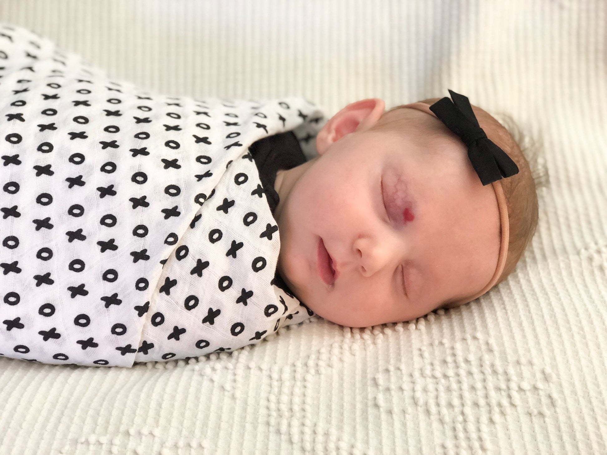 XO Organic Swaddle | GOTS Certified Organic Cotton Muslin