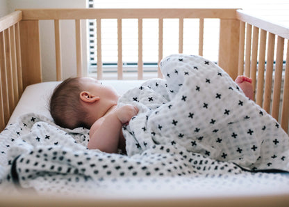 Swiss Cross + XO Reversible Muslin Quilt | GOTS Certified Organic Cotton Muslin