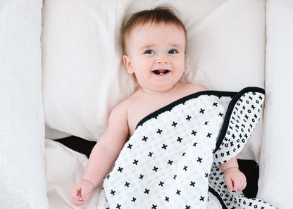 Swiss Cross + XO Reversible Muslin Quilt | GOTS Certified Organic Cotton Muslin