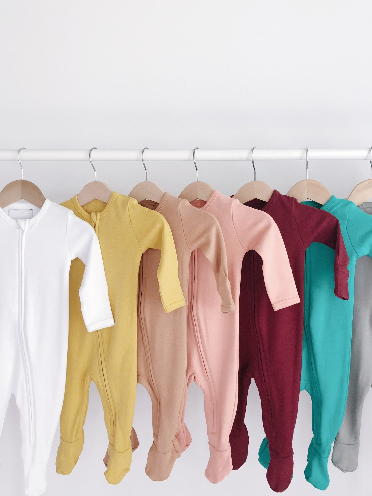 Organic zip footie in original colors – alternate view 6