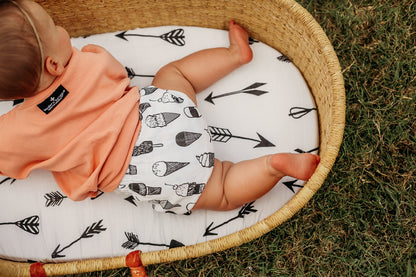 Arrows Bassinet + Small Changing Pad Sheet | GOTS Certified Organic Cotton Muslin