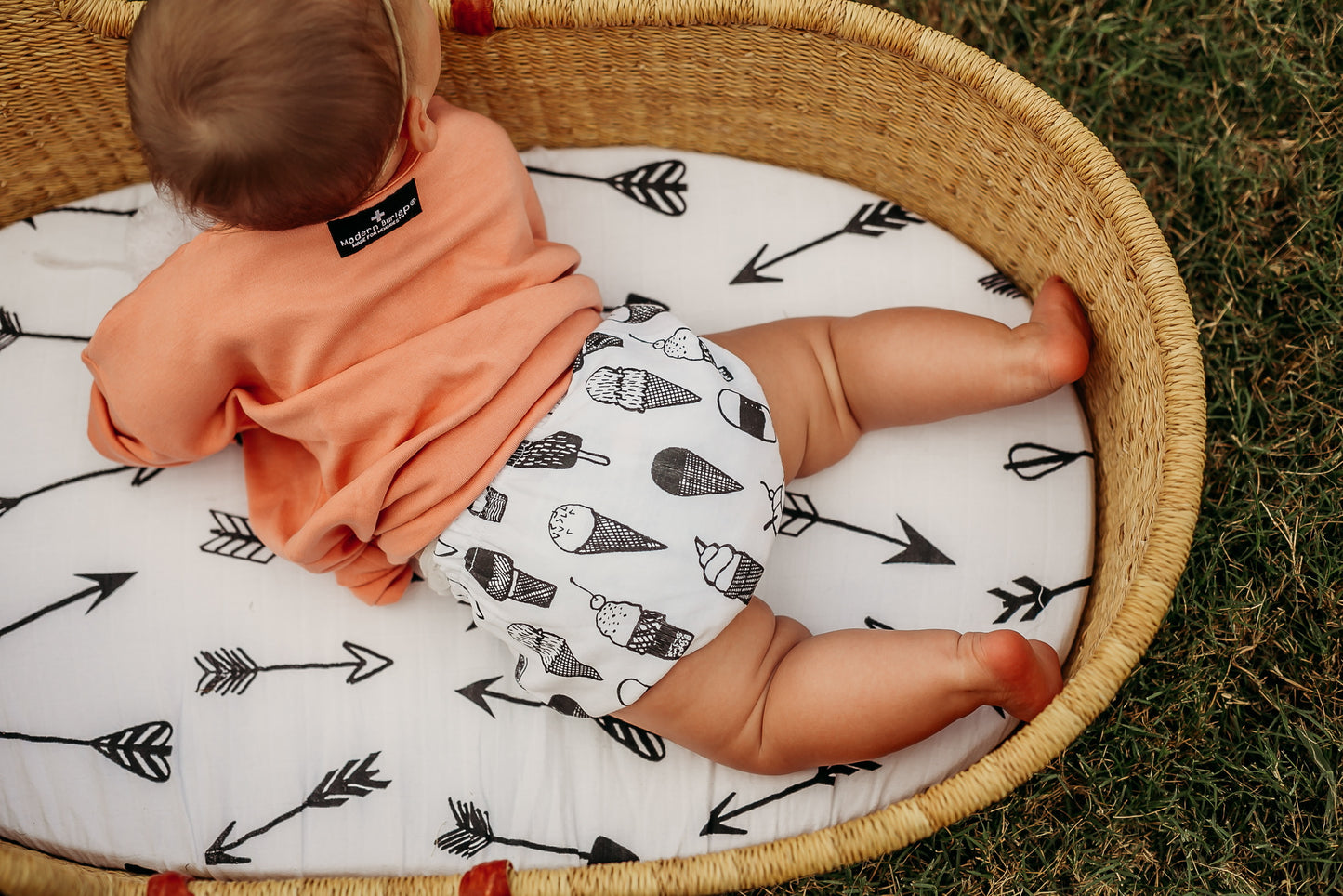 Arrows Bassinet + Small Changing Pad Sheet | GOTS Certified Organic Cotton Muslin