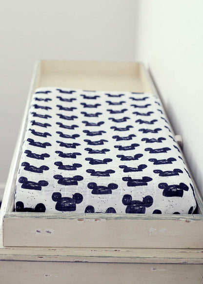 Modern Mouse fitted changing pad cover in organic cotton muslin