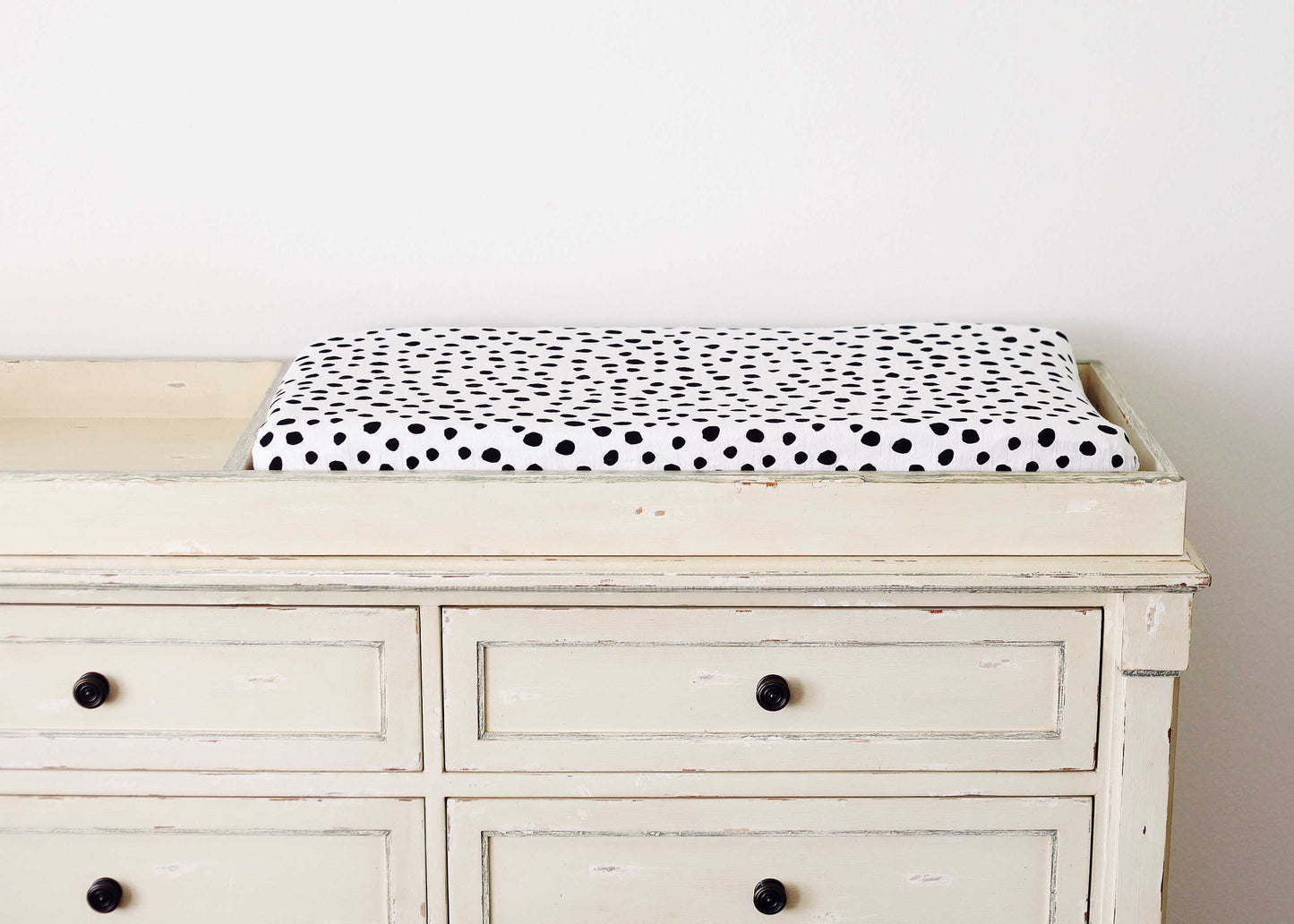Spots organic changing pad cover by Modern Burlap