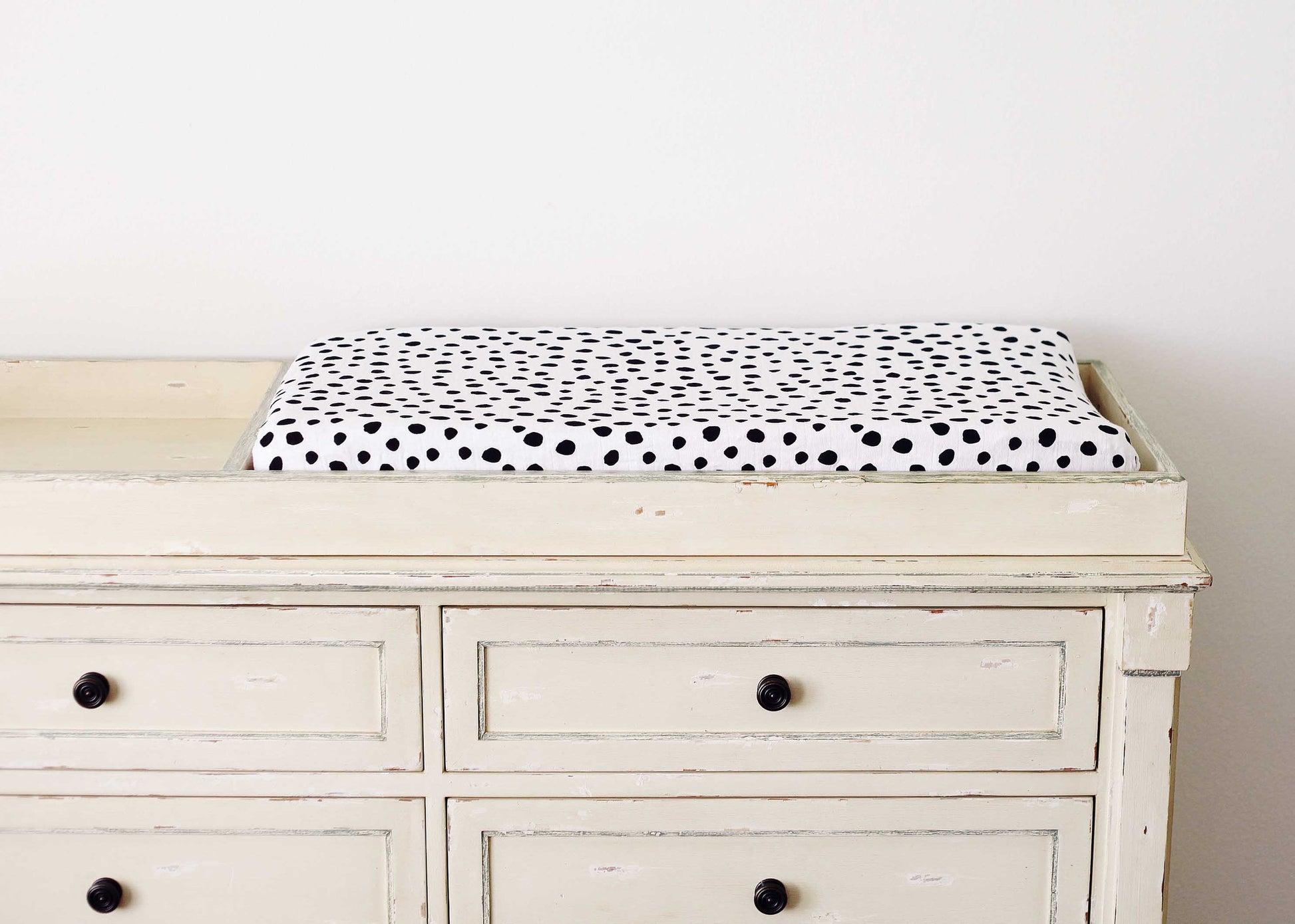 Spots organic changing pad cover by Modern Burlap