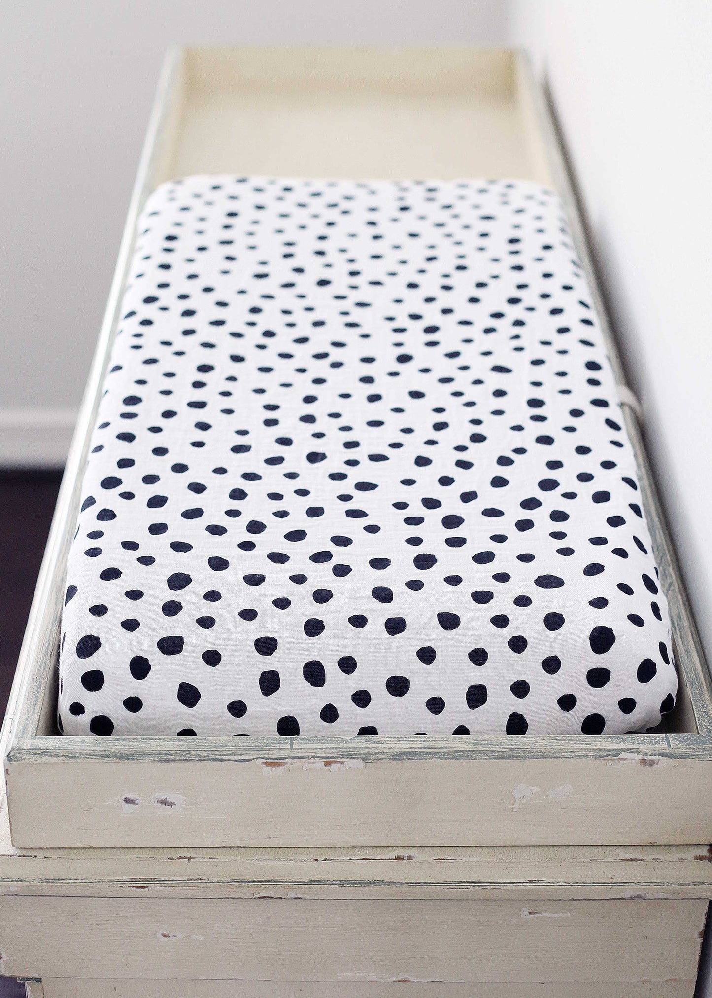 Spots organic changing pad cover by Modern Burlap