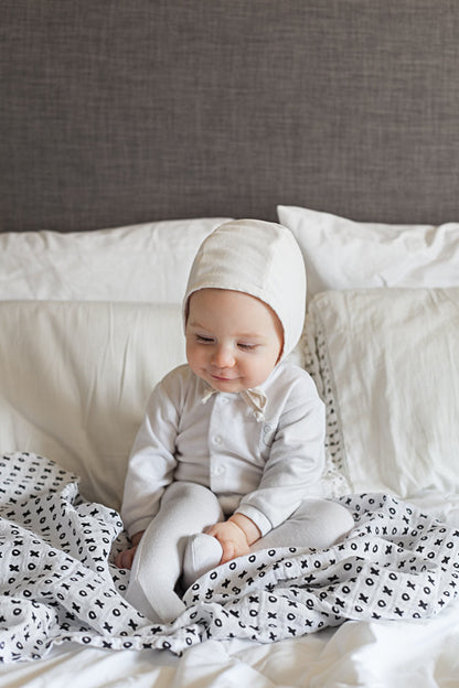XO Organic Swaddle | GOTS Certified Organic Cotton Muslin
