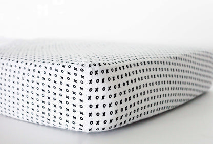 XO organic crib sheet by Modern Burlap