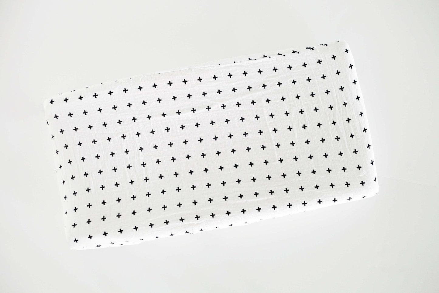 Swiss Cross Organic Changing Pad Cover