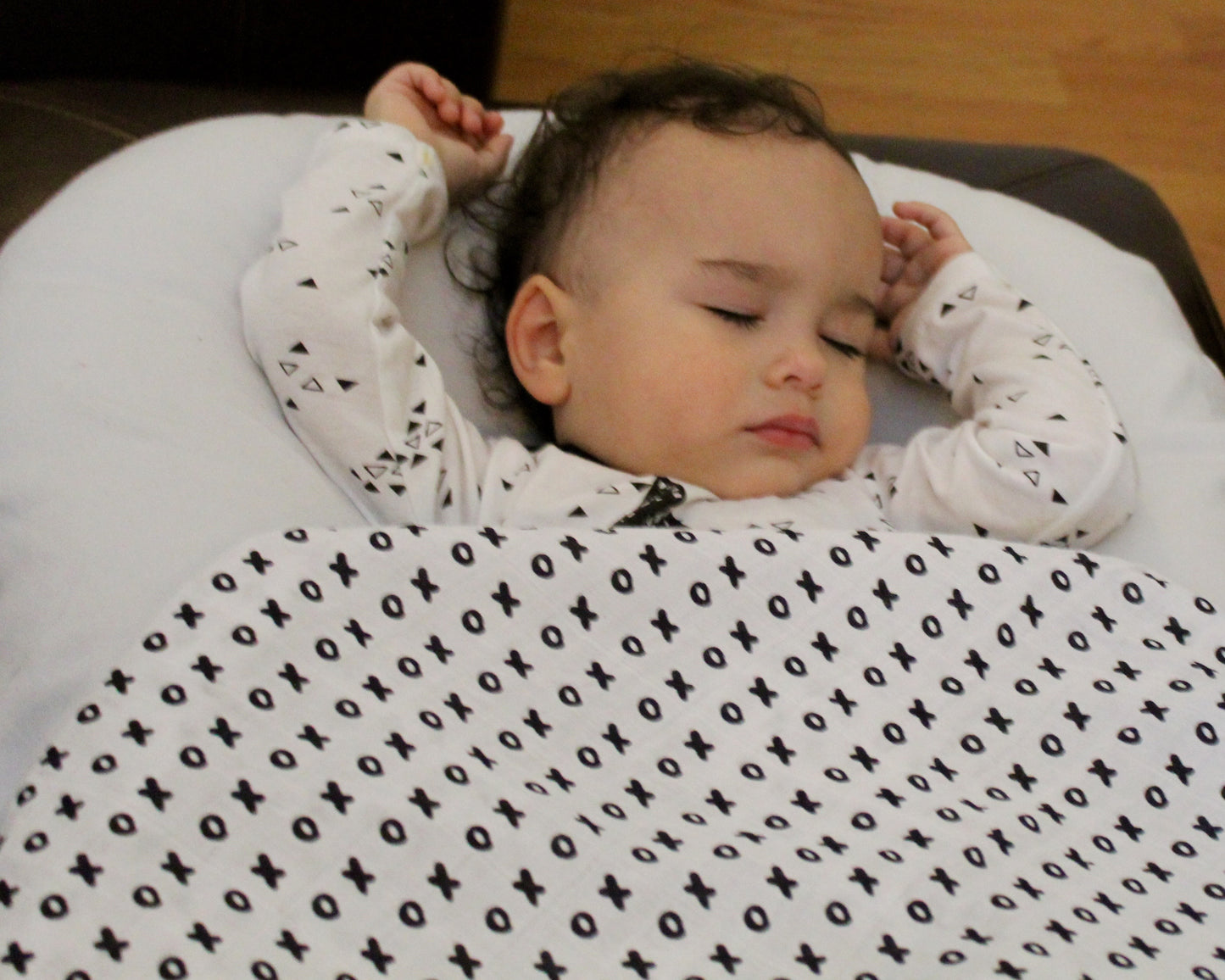 XO Organic Swaddle | GOTS Certified Organic Cotton Muslin