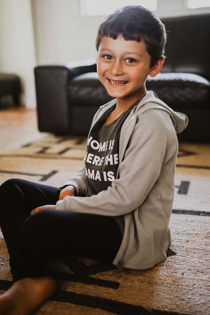 Home is where the mama is Kids Scoop Neck Tee -  Charcoal