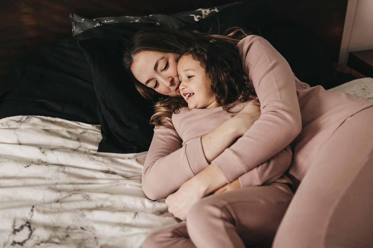 Women's organic cotton thermal pajama set