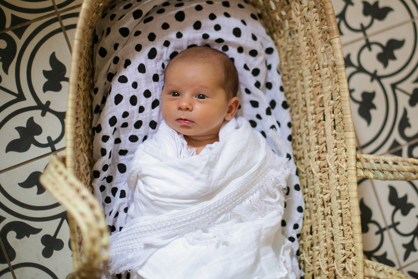White Fringe Organic Swaddle | GOTS Certified Organic Cotton Muslin
