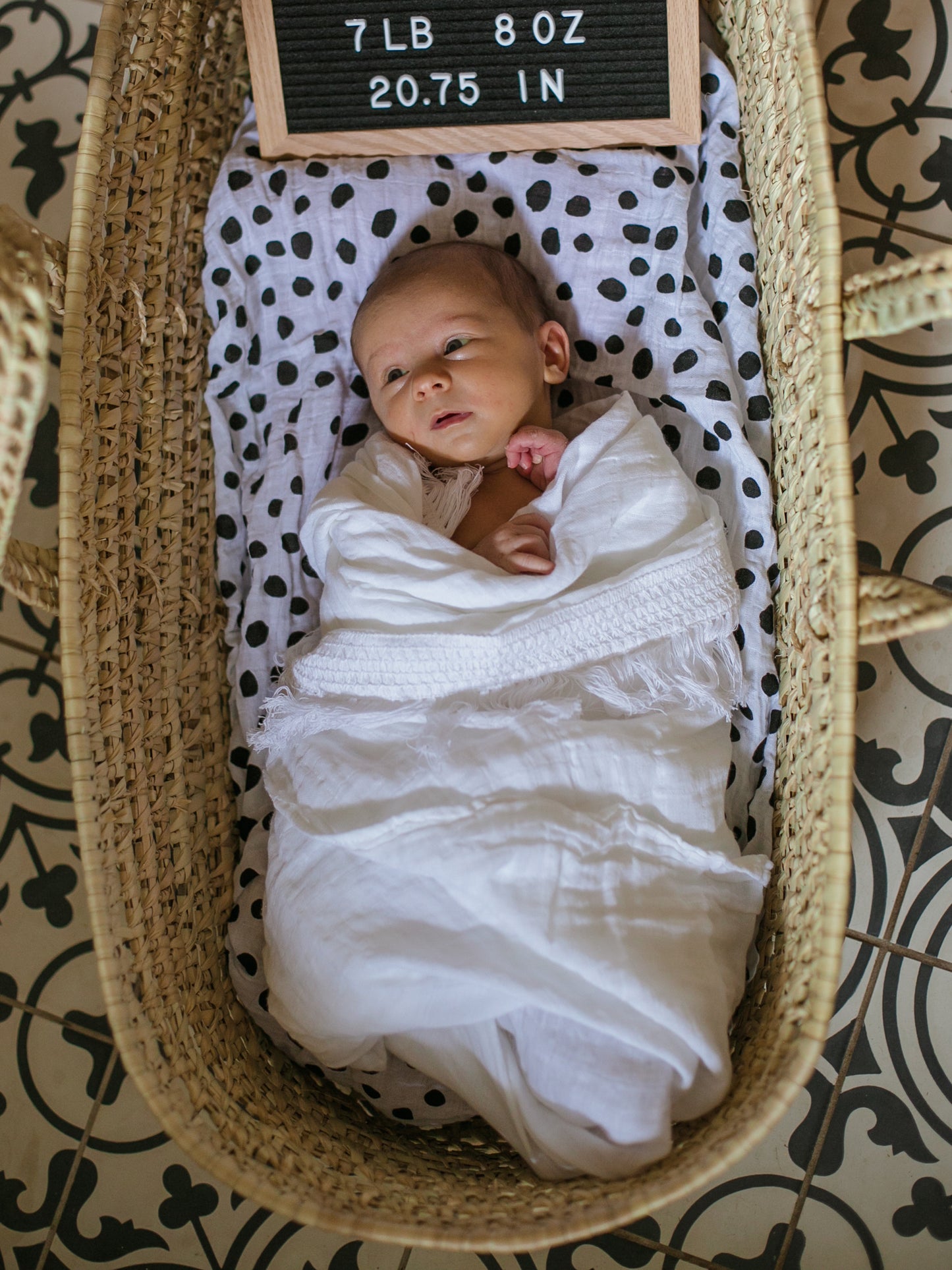 White Fringe Organic Swaddle | GOTS Certified Organic Cotton Muslin