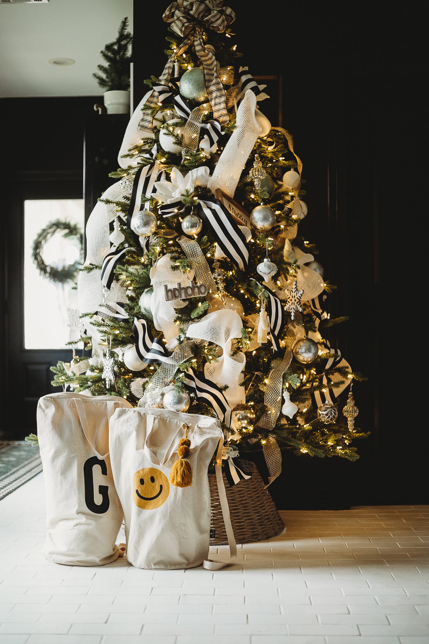Personalized Initial Canvas Bag | A to Z | Laundry, Travel and Gifting