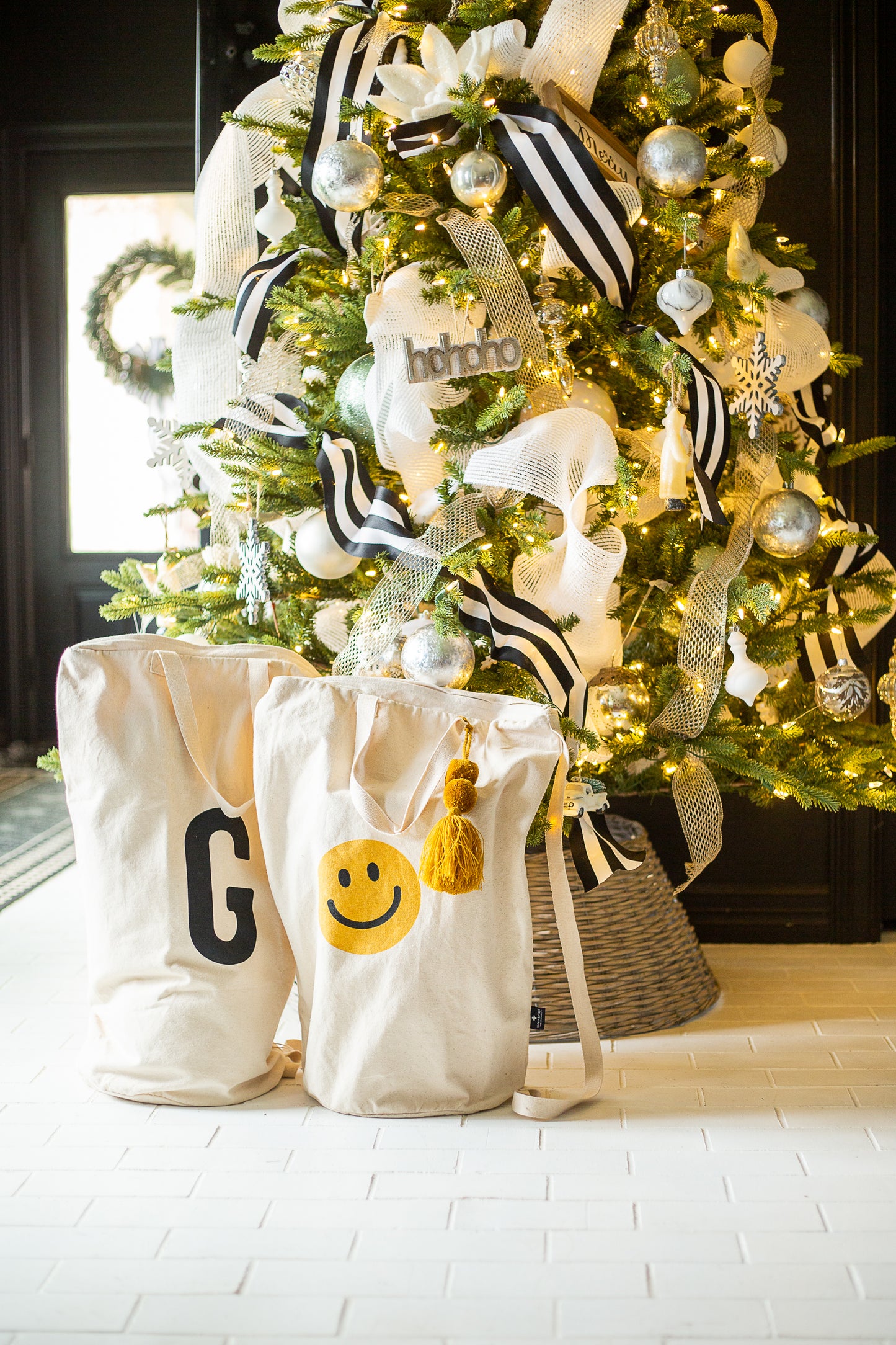Personalized Initial Canvas Bag | A to Z | Laundry, Travel and Gifting