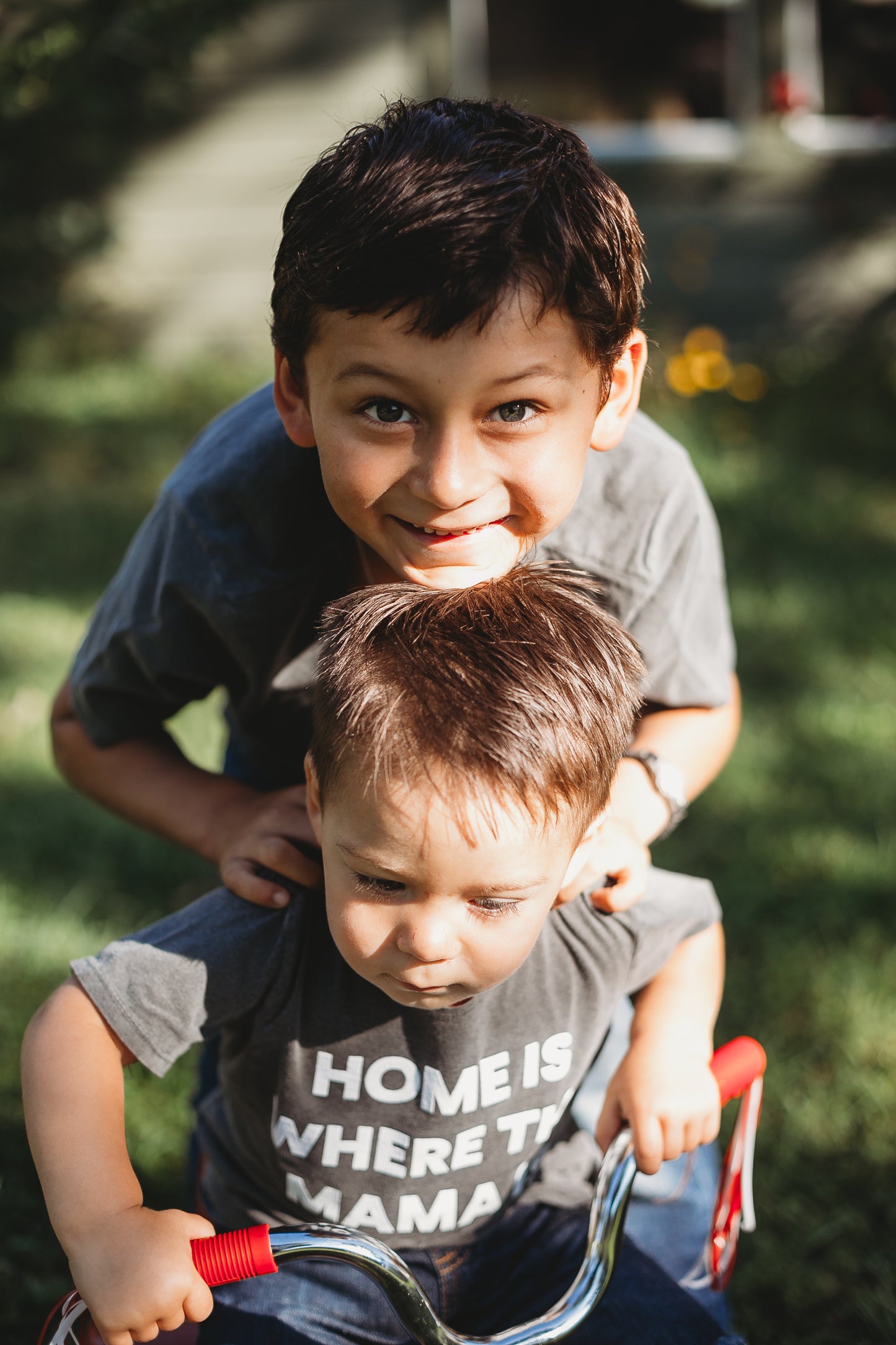 Home is where the mama is Kids Scoop Neck Tee -  Charcoal