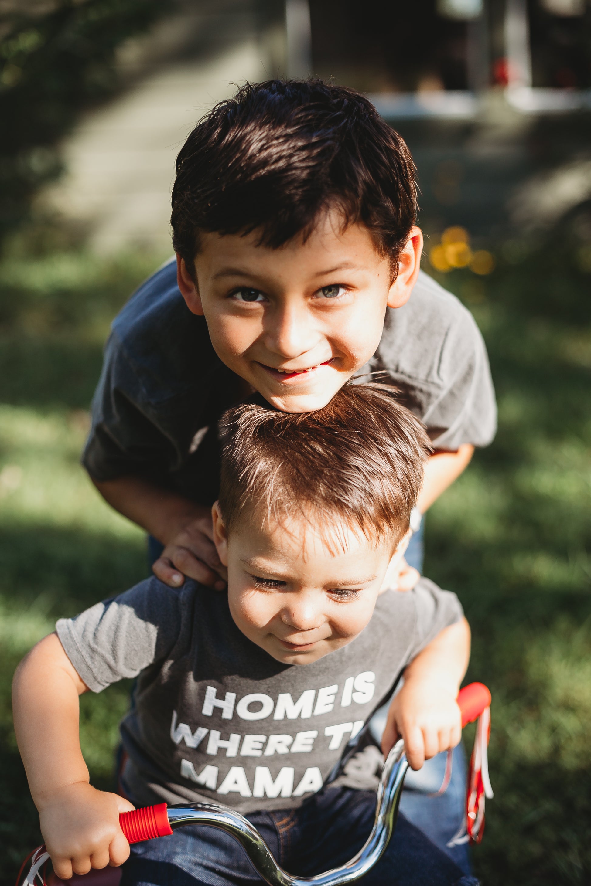 Home is where the mama is Kids Scoop Neck Tee -  Charcoal