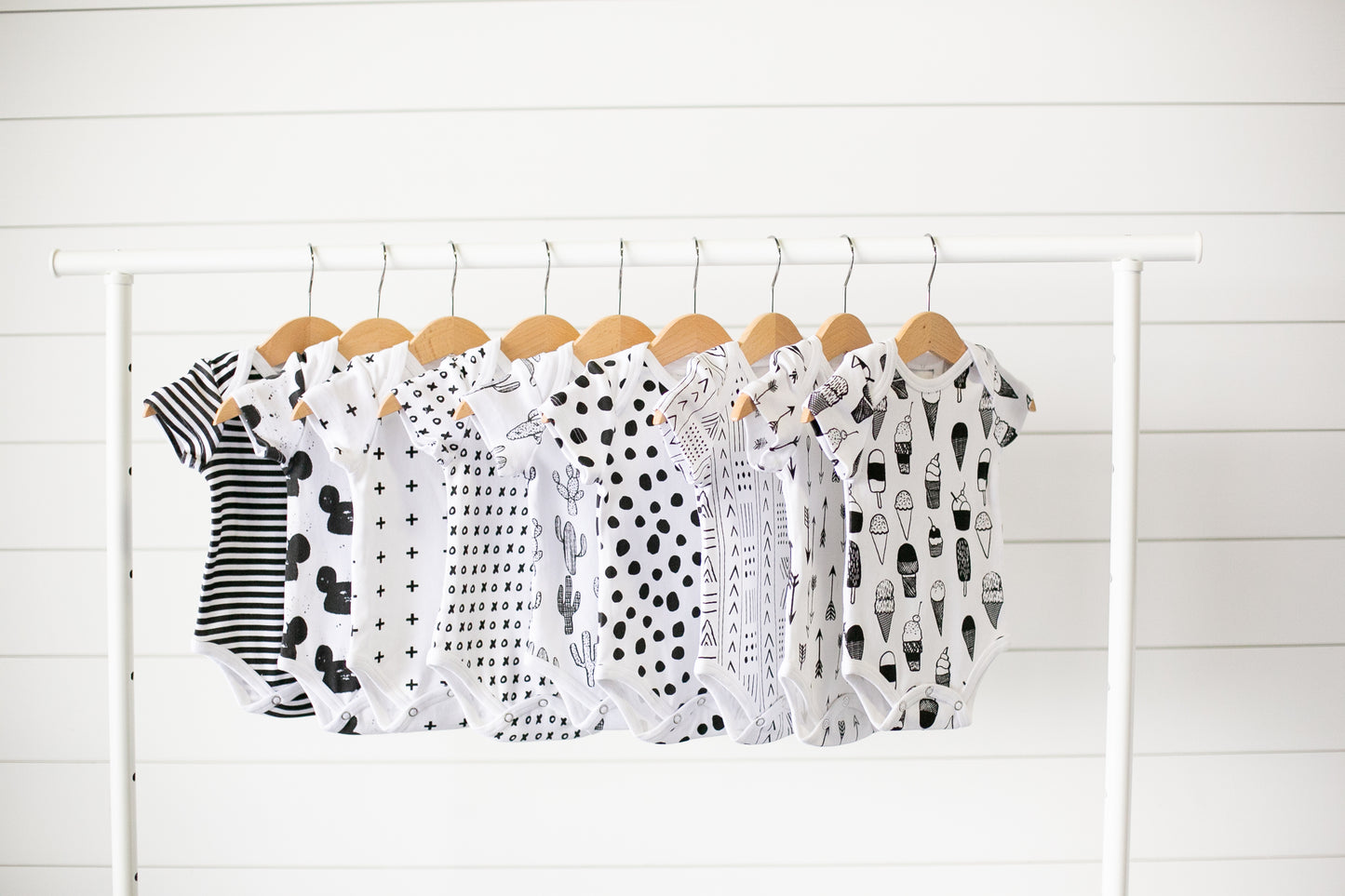 Organic Short Sleeve Baby Bodysuit | GOTS Certified Organic Cotton | Signature Prints