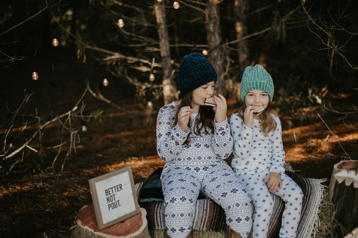 Organic Baby + Kids Pajama Set | Black on White Snowflakes