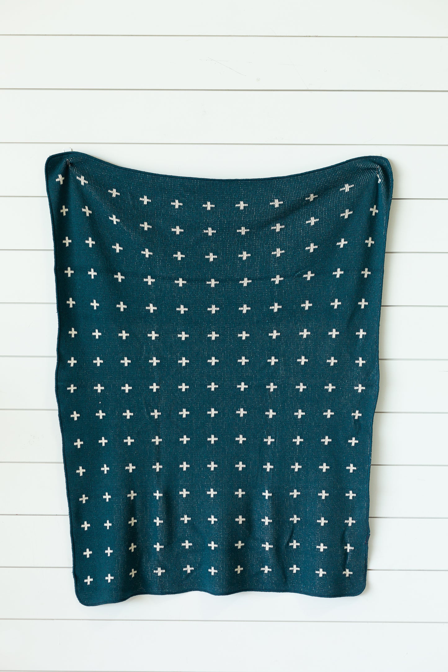 Mini Swiss Cross blanket in recycled cotton blend