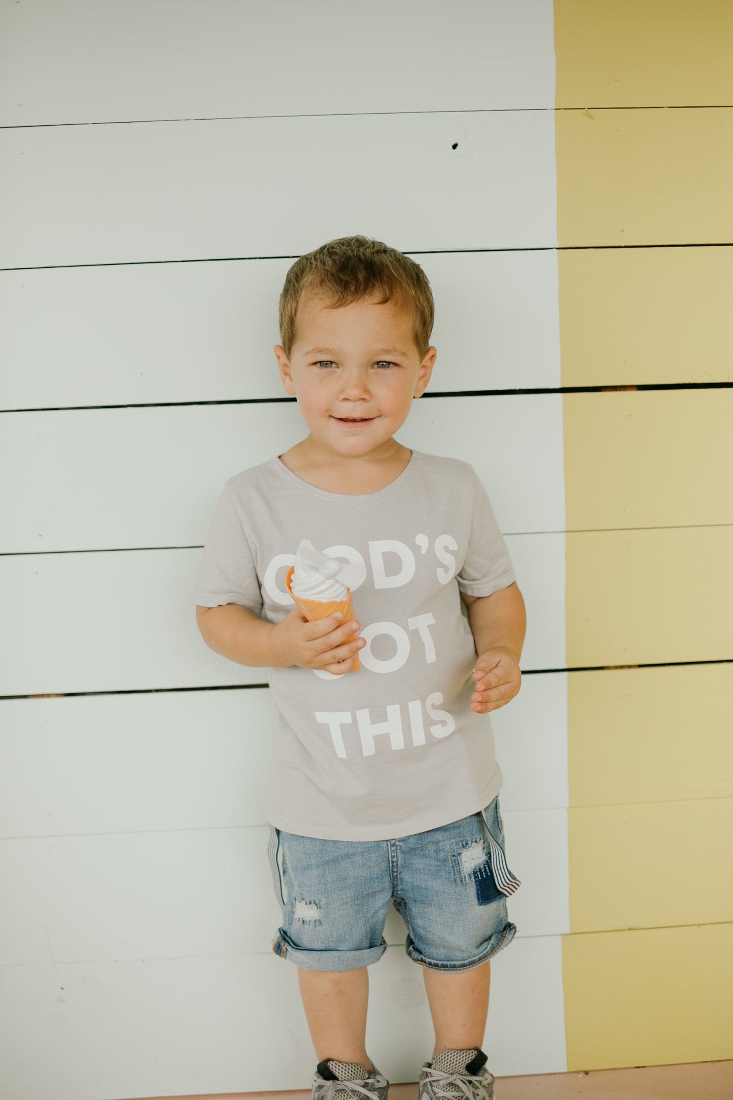 *Perfectly Imperfect* God's Got this Kid's Scoop Neck Tee -  Light Gray