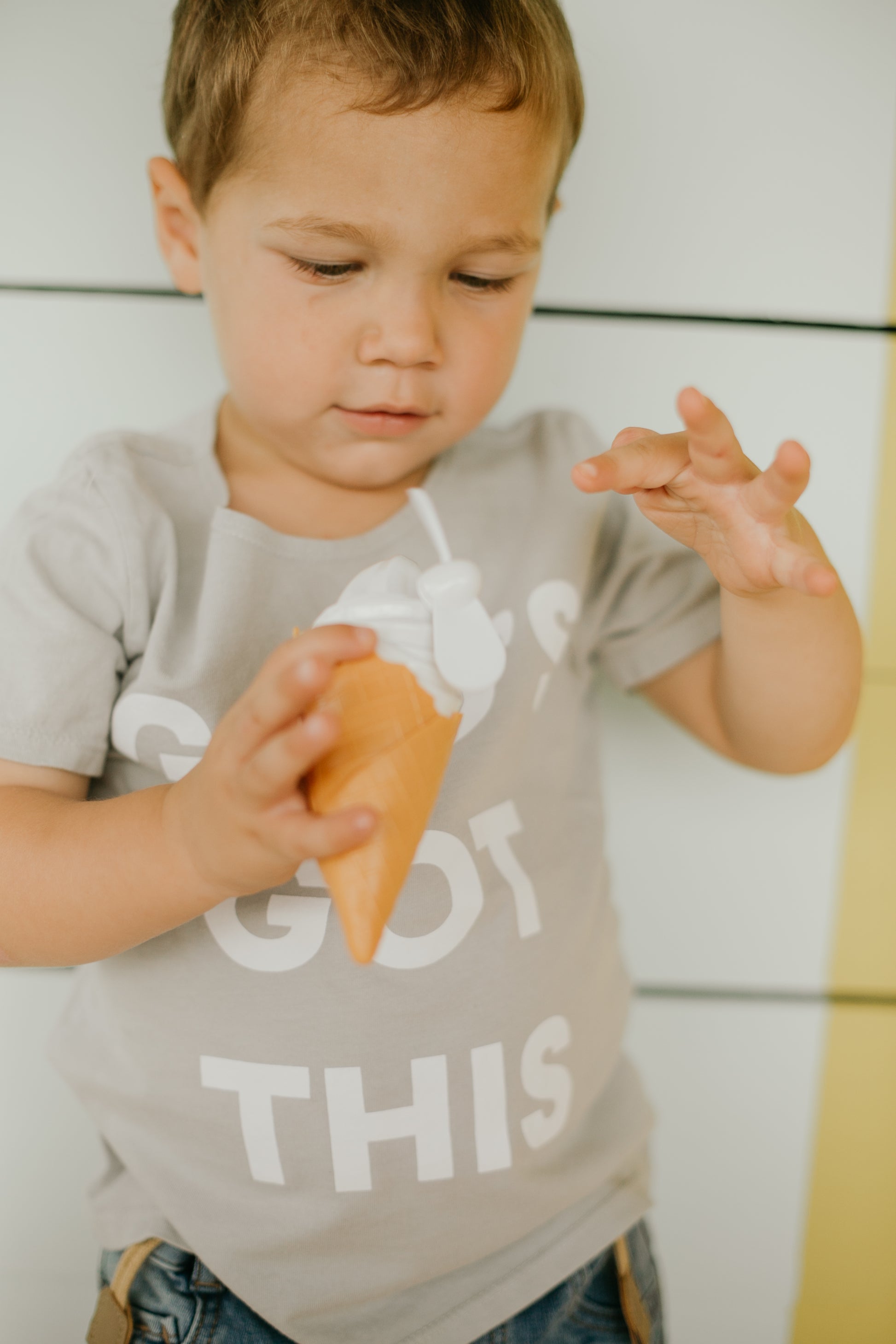 *Perfectly Imperfect* God's Got this Kid's Scoop Neck Tee -  Light Gray