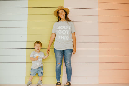 *Perfectly Imperfect* God's Got this Kid's Scoop Neck Tee -  Light Gray