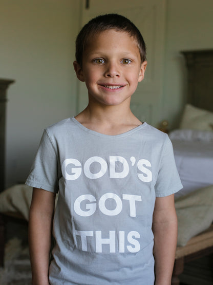 *Perfectly Imperfect* God's Got this Kid's Scoop Neck Tee -  Light Gray