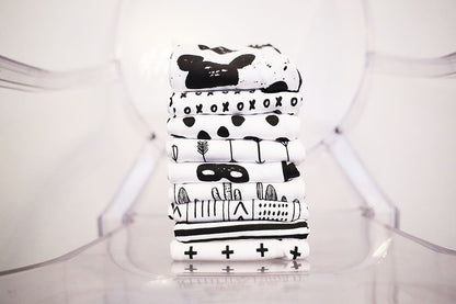 Organic Baby Bonnet | GOTS Certified Organic Cotton | Signature Prints | Sizes 0 to 24 Months
