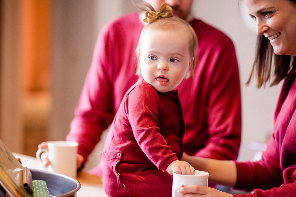 FINAL SALE - Women's Pajama Set in Organic Cotton -  MAROON, product image 8
