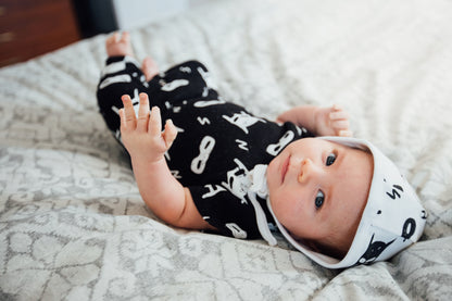 Organic Baby Bonnet | GOTS Certified Organic Cotton | Signature Prints | Sizes 0 to 24 Months