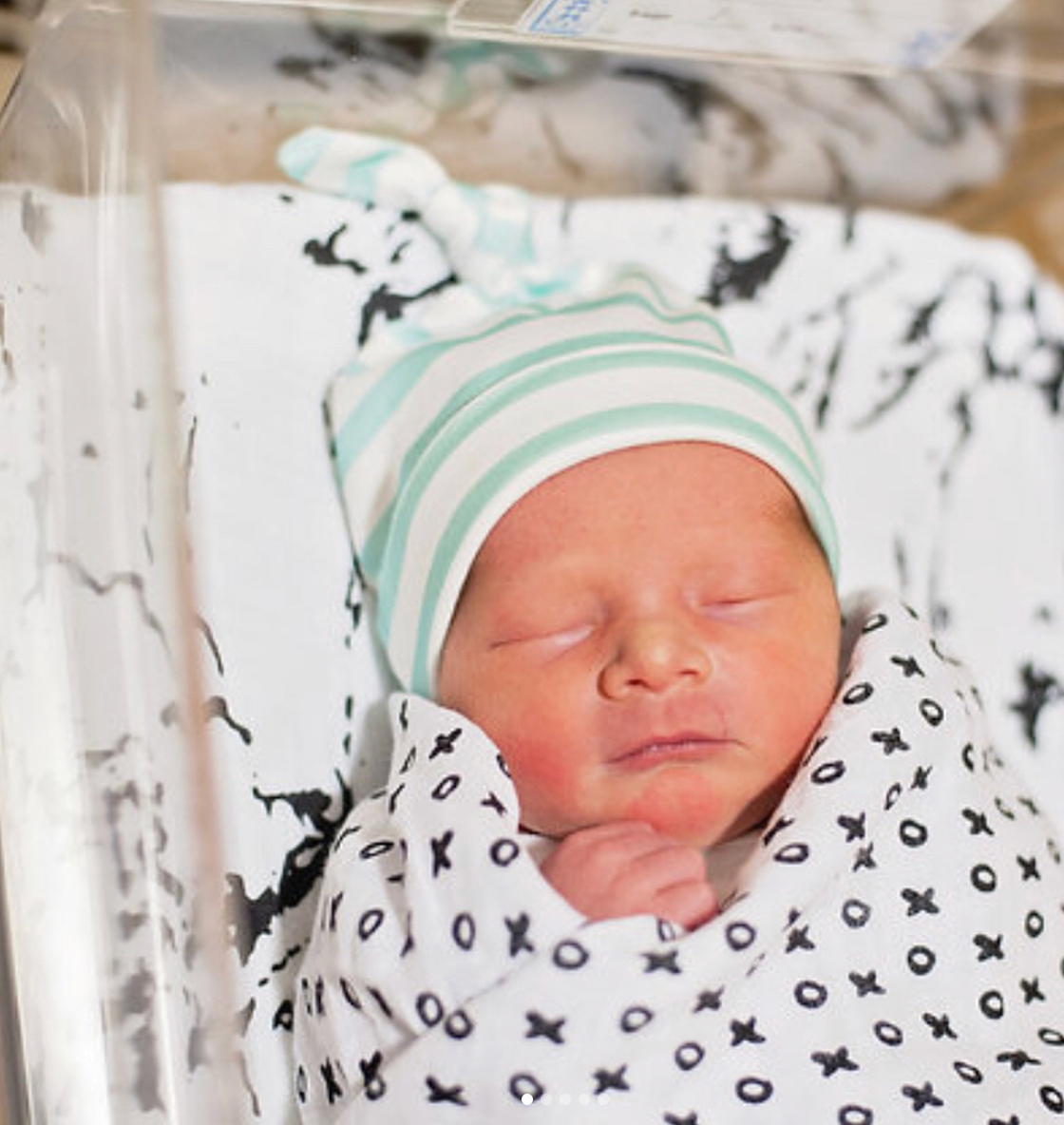 Marble Bassinet + Small Changing Pad Sheet | GOTS Certified Organic Cotton Muslin