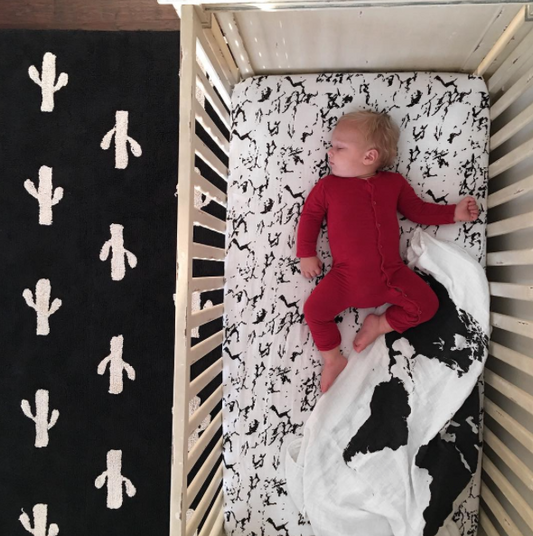 Marble organic crib sheet by Modern Burlap