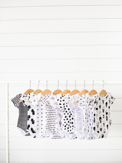 Organic Short Sleeve Baby Bodysuit | GOTS Certified Organic Cotton | Signature Prints