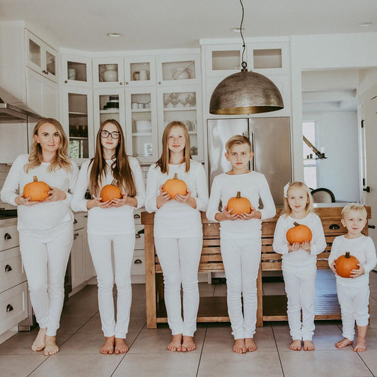 FINAL SALE - Women's Pajama Set in Organic Cotton -  WHITE